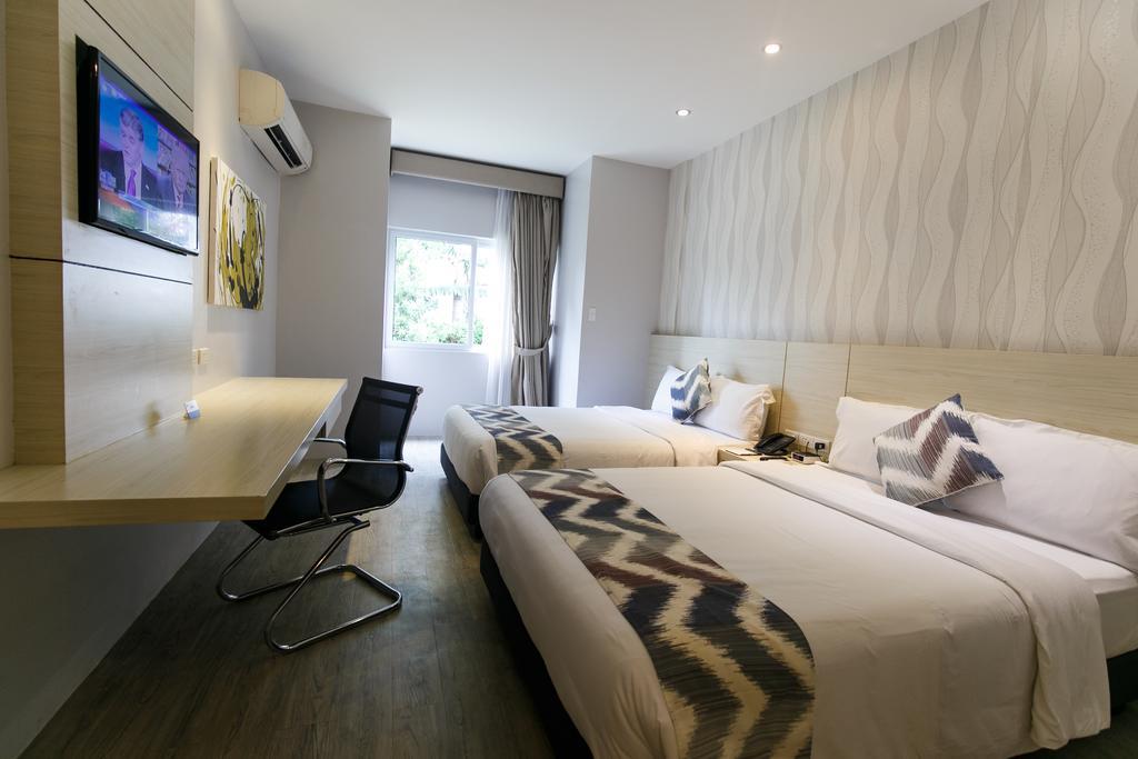 Solea Seaview Resort Lapu-Lapu City Kültér fotó
